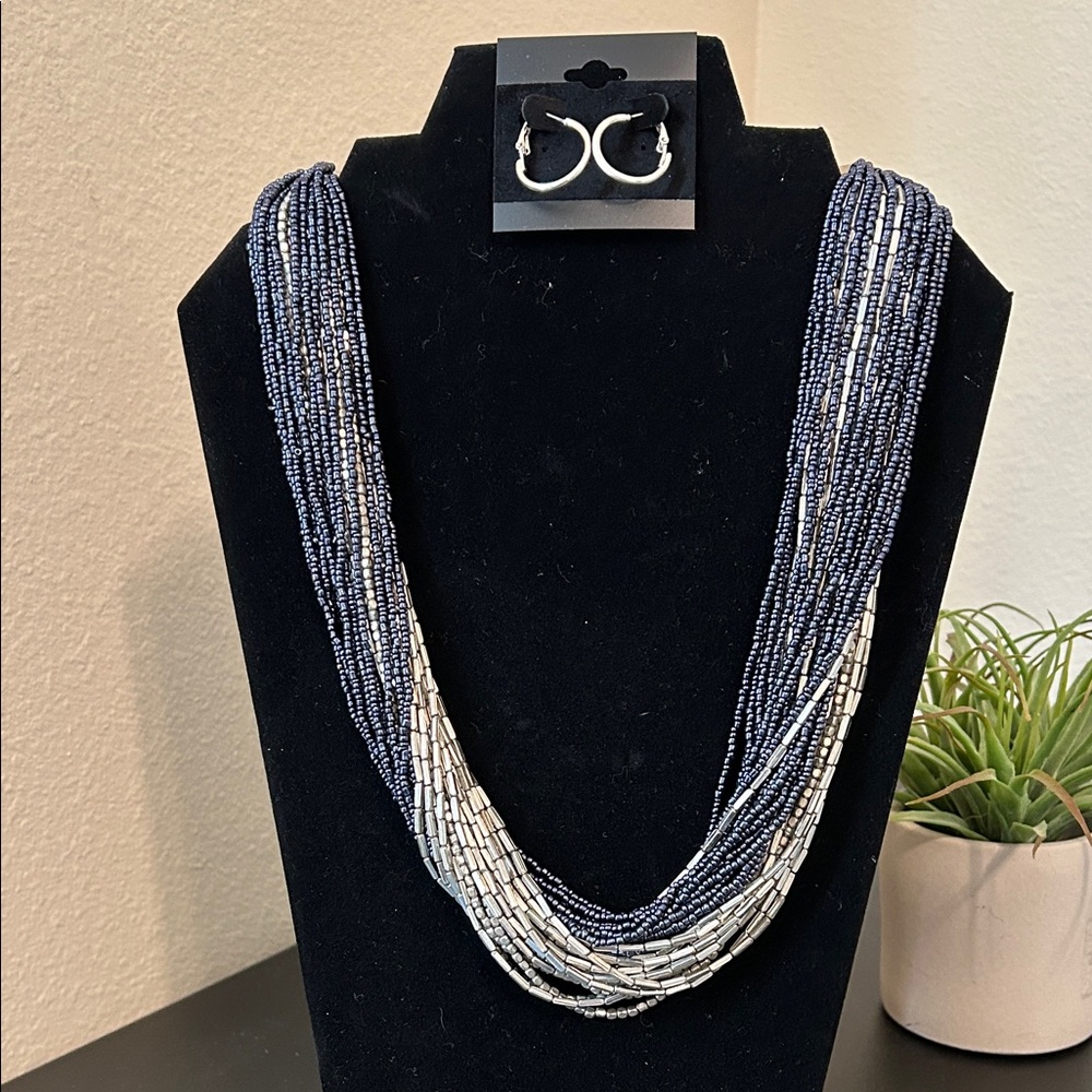 Elegant Blue and Silver Beaded Necklace Set